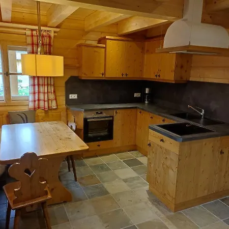 Schlosswirt Chalets&apartments Apartment Großkirchheim