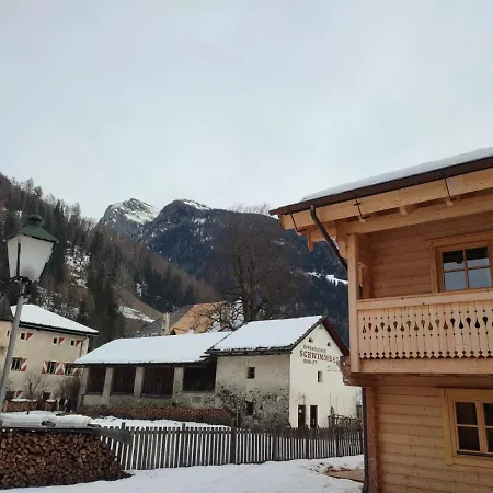 Schlosswirt Chalets&apartments Großkirchheim