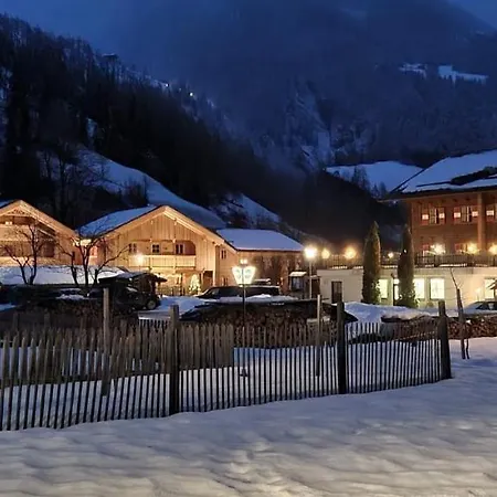 Schlosswirt Chalets&apartments Apartment Großkirchheim