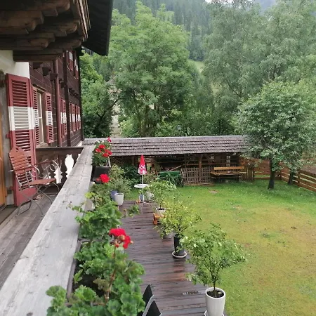 Schlosswirt Chalets&apartments Apartment