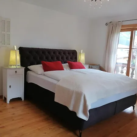 Schlosswirt Chalets&apartments Apartment