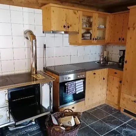 Schlosswirt Chalets&apartments *