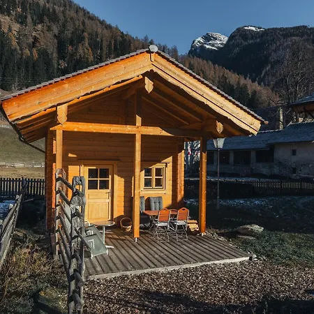 Appartement Schlosswirt & *