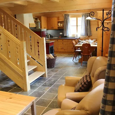 Schlosswirt Chalets&apartments * Großkirchheim