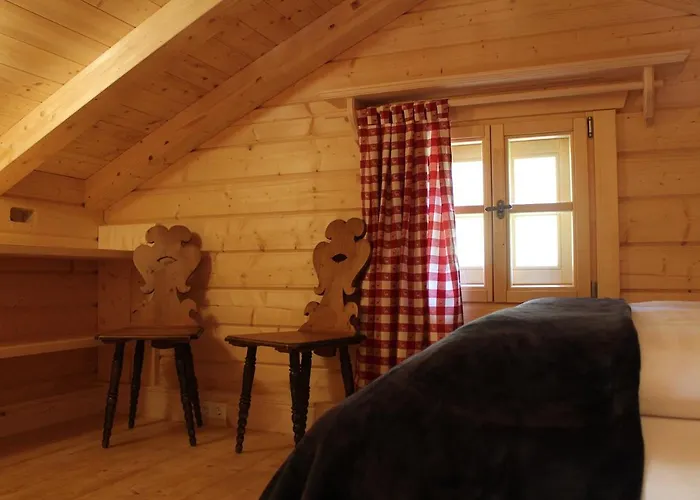 Schlosswirt & Apartament *