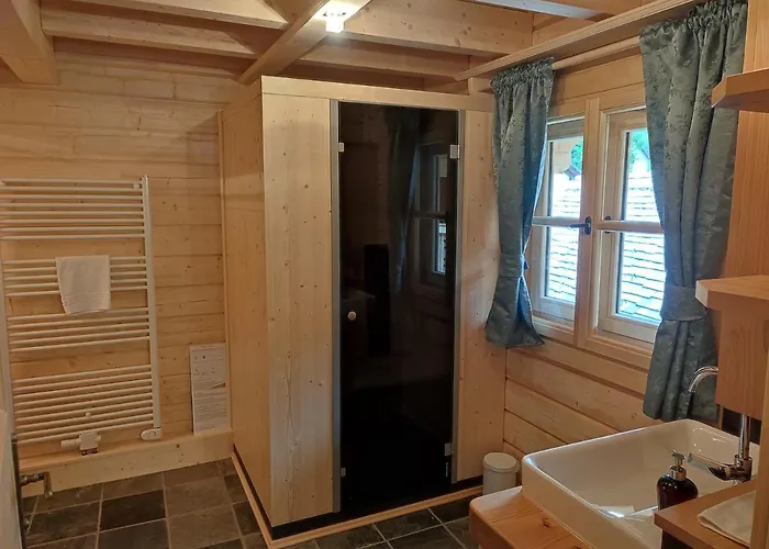 Apartament Schlosswirt & *