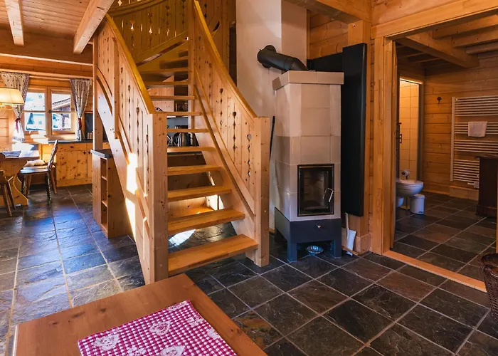 Schlosswirt & Apartamento Großkirchheim